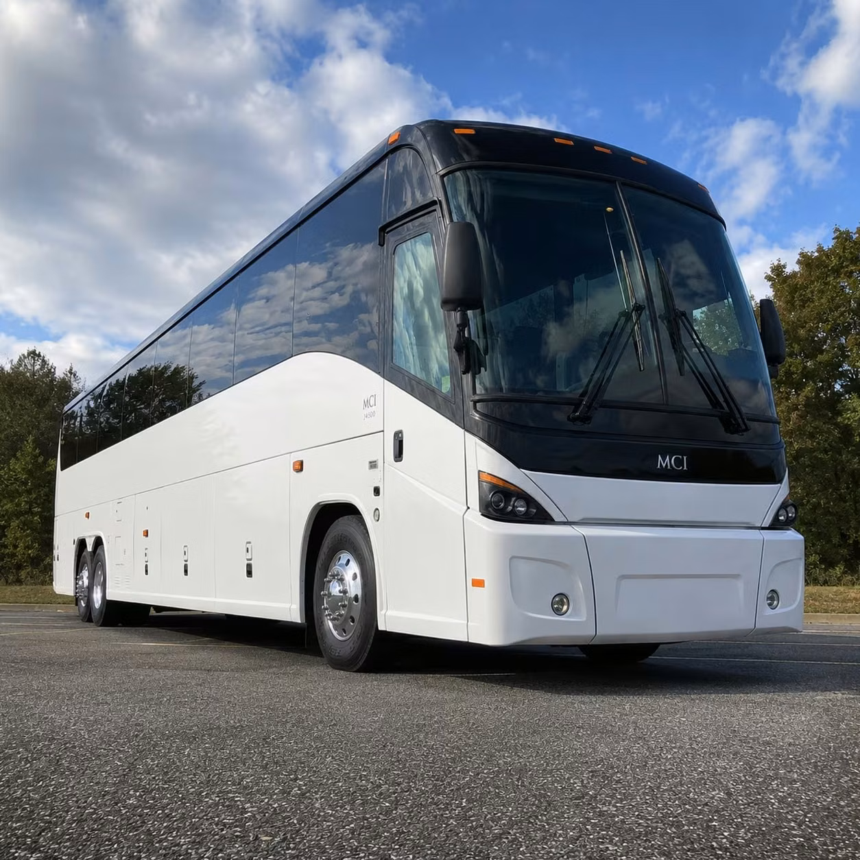charter buses for west des moines school field trips to the des moines metro