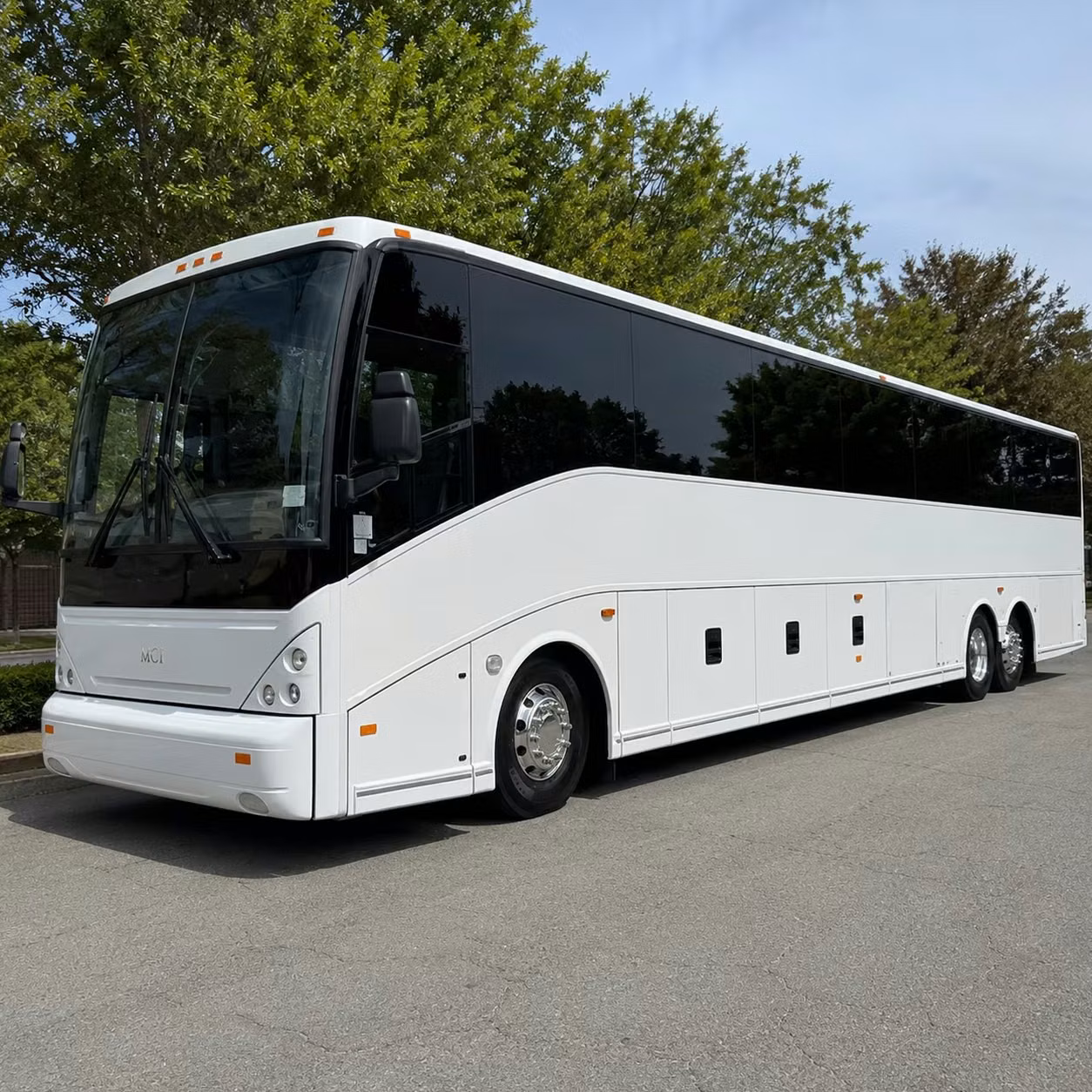 compare airport transportation options in west des moines and beyond