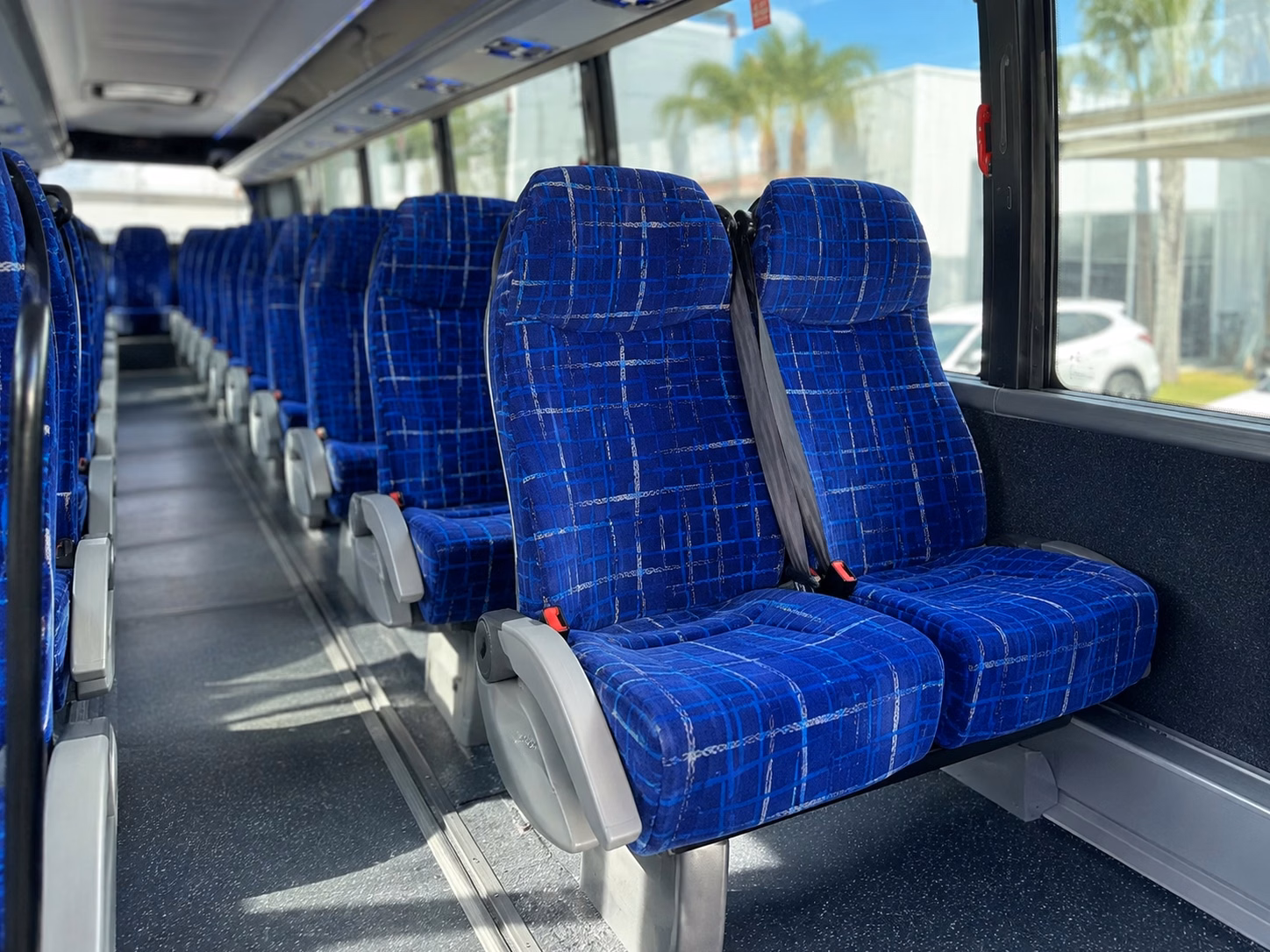 find exactly the right bus for ceremonies and receptions at west des moines venues