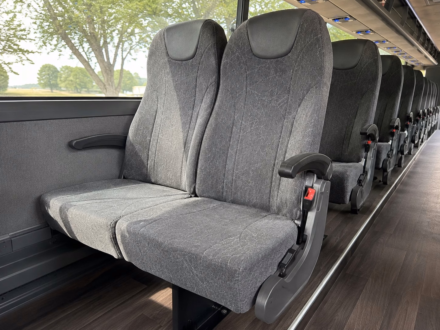 how the day of the week changes what a bus costs in west des moines iowa