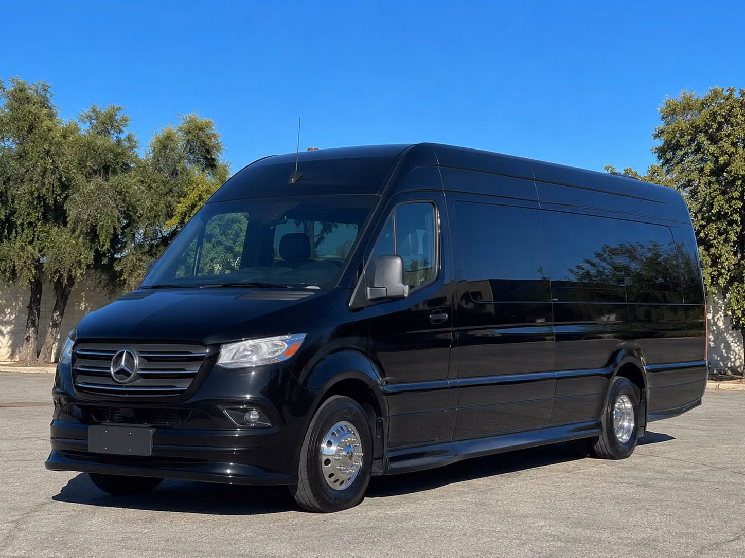 transportation serving west des moines and nearby cities