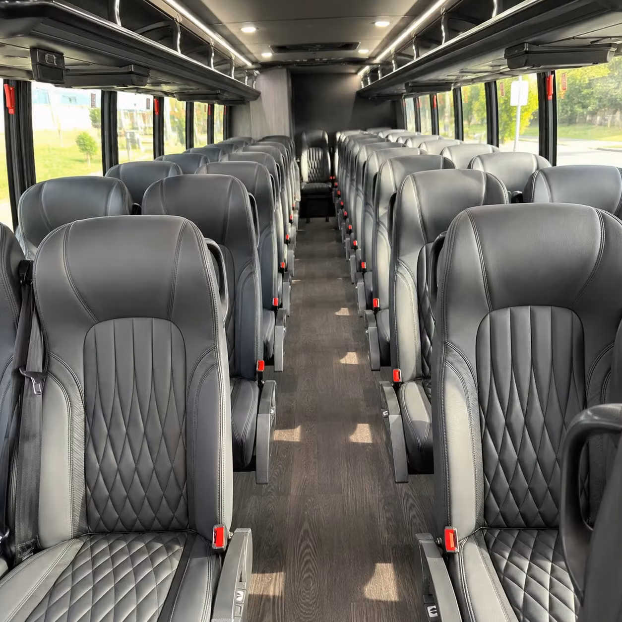 west des moines 25 passenger minibus rental