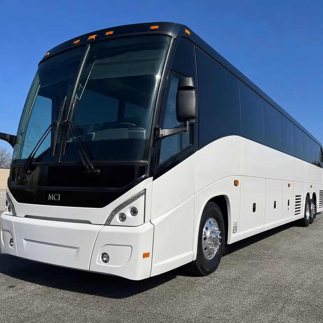 west des moines airport transfer charter bus rentals
