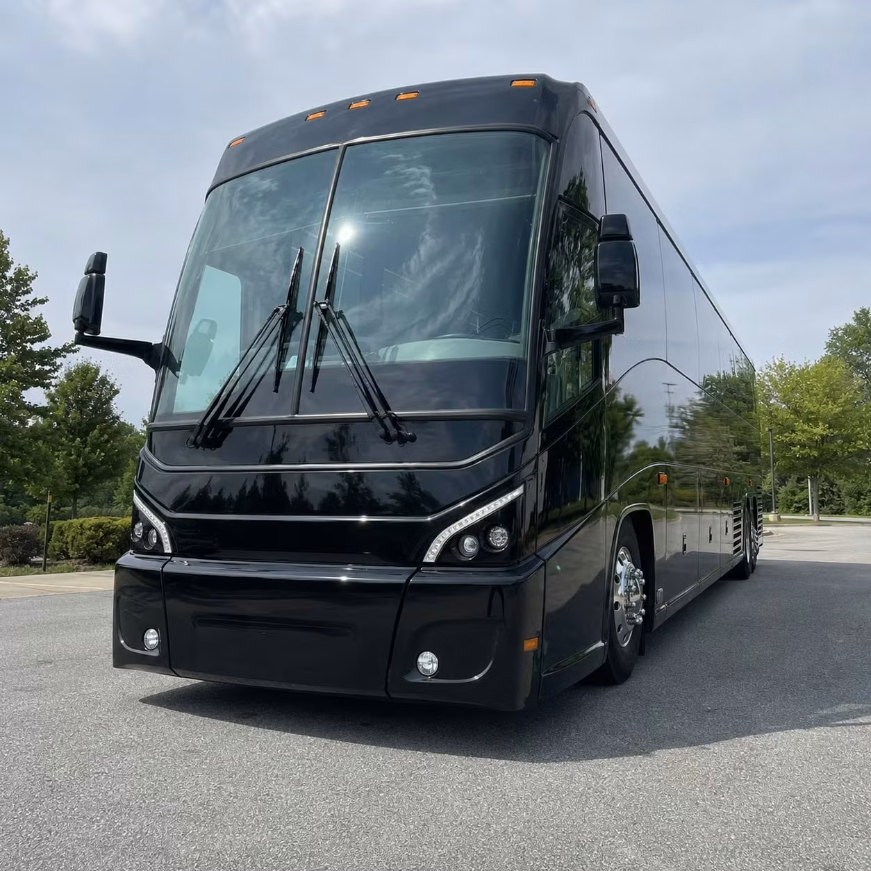 west des moines long distance charter bus rentals
