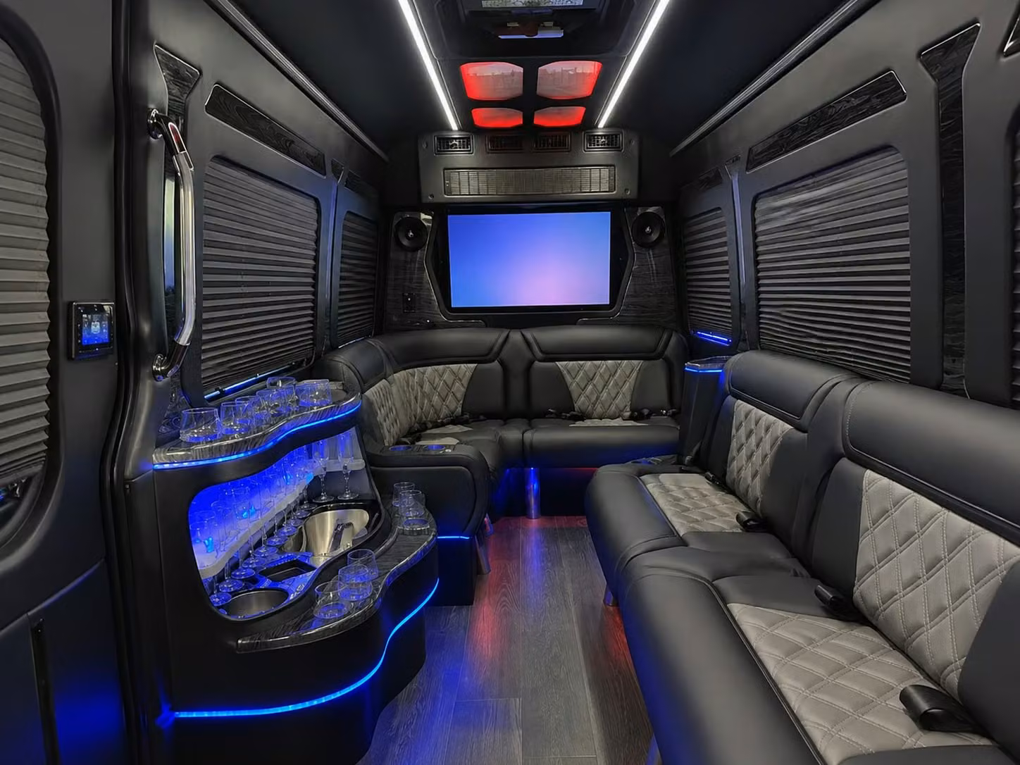 west des moines wedding transportation